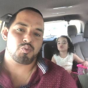 Meet your Posher, Asel